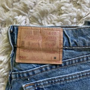 Vintage Levi’s 560 Jeans